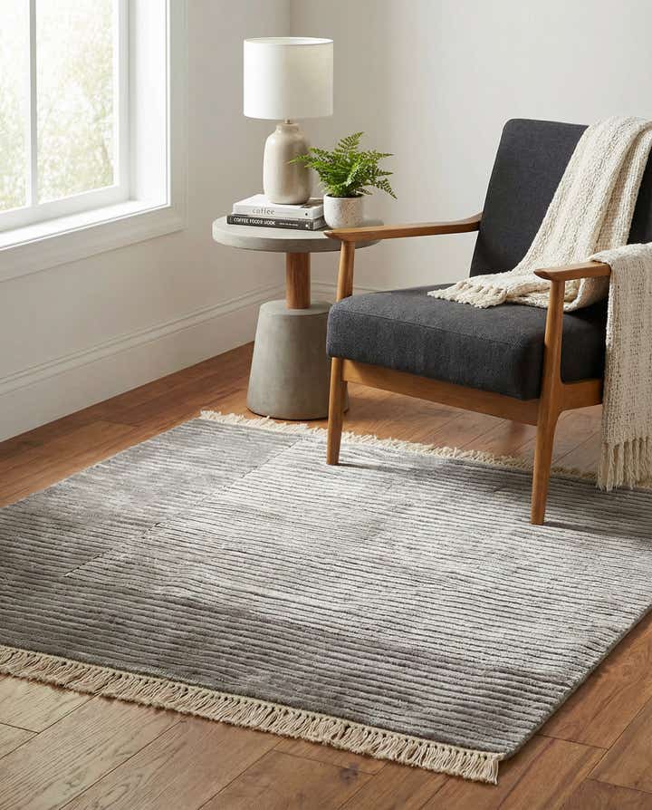 2' 7 x 2' 7 Hand Knotted Darya Wool Square Rug