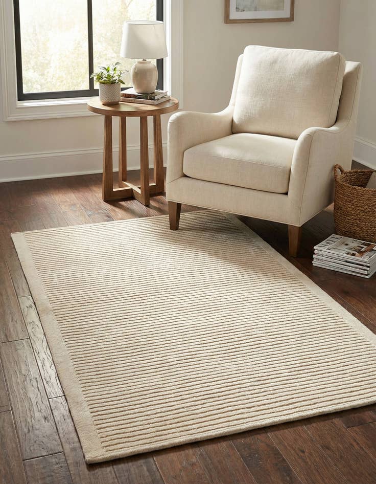 Detail image of 2' 8 x 4' 7  Hand Knotted Darya Wool Rug