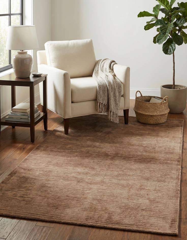 Detail image of 2' 8 x 5'  Hand Knotted Darya Wool Rug