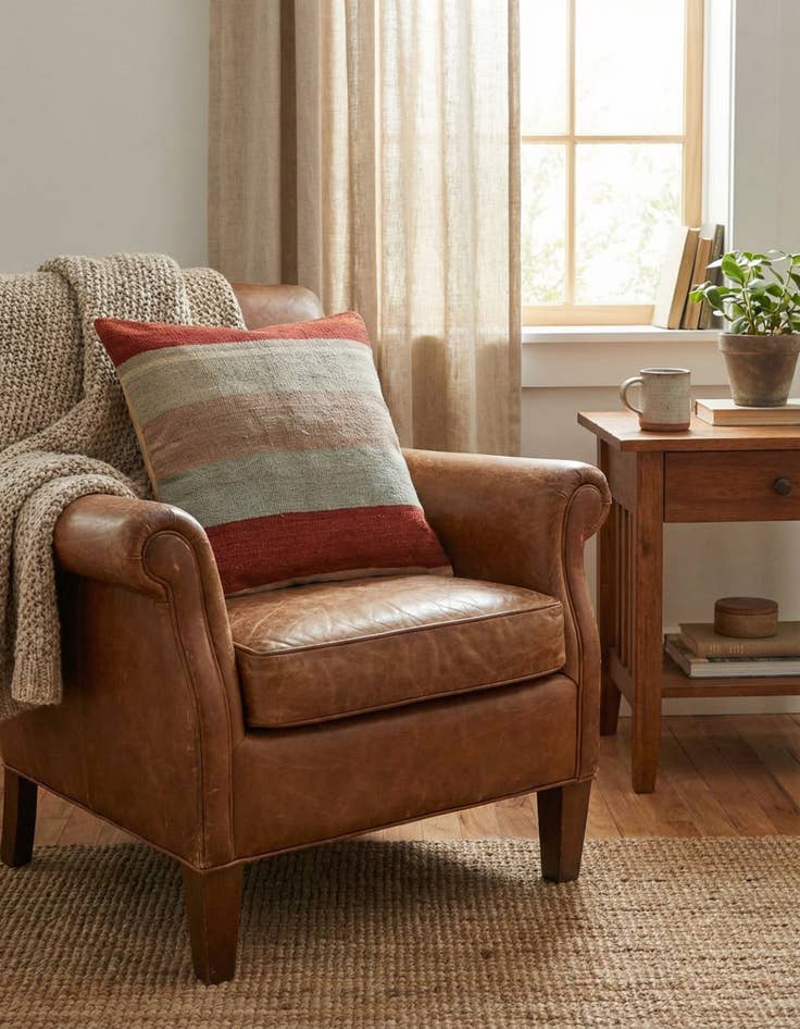 Detail image of 1' 5 x 1' 6  Hand Woven Pillow Wool Square Rug