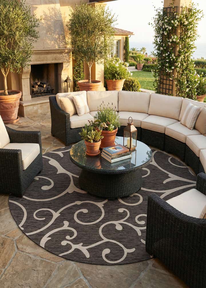 13' x 13' Easy-Clean Botanical Indoor / Outdoor Round Rug