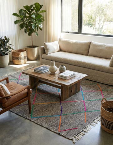 4' 9 x 7' 7 Hand Knotted Moroccan Wool Rug