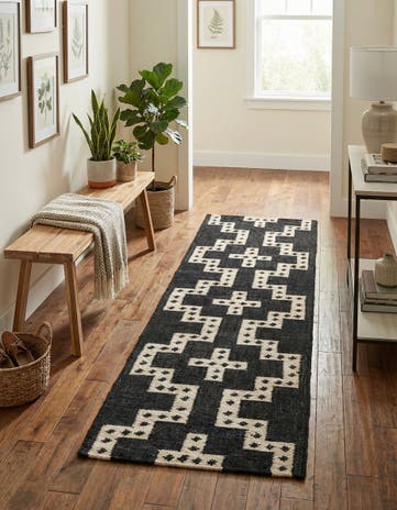 2' x 8' Hand Woven Kilim Wool Runner Rug