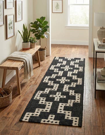 2' x 8' Hand Woven Kilim Wool Runner Rug