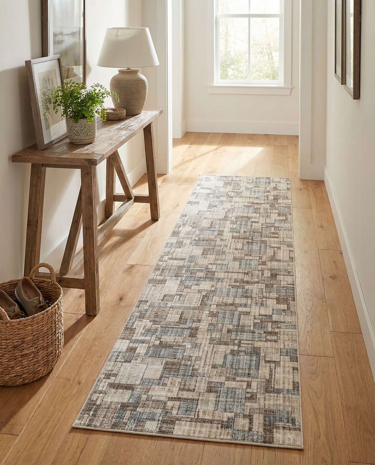 2' 7 x 12' Silta Runner Rug