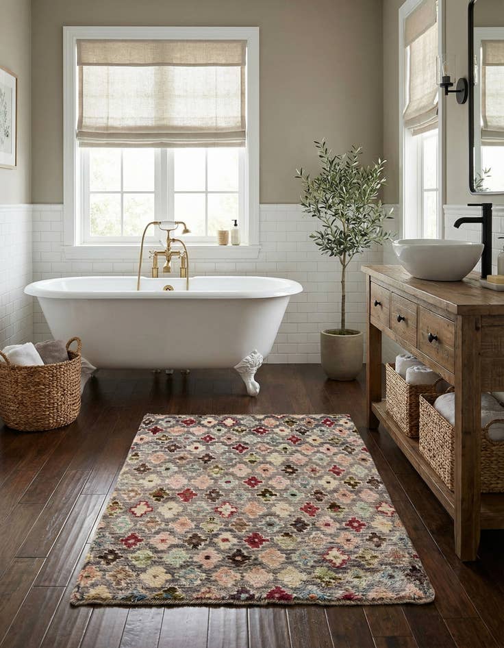 Detail image of 3' 3 x 4' 9 Hand Knotted Balouch Wool Rug