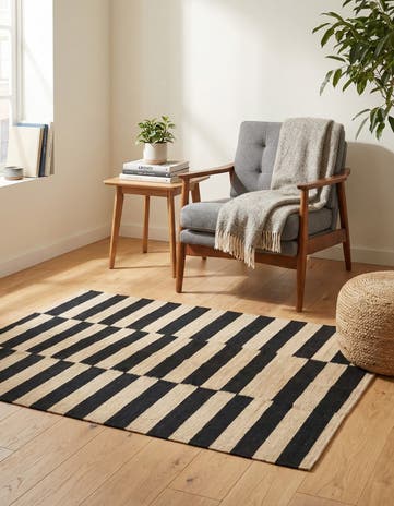 2' 7 x 3' 9 Hand Woven Kilim Modern Wool Rug
