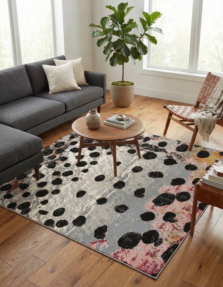 Detail image of  7' 10 x 7' 10  Washable Modern Indoor / Outdoor Square Rug