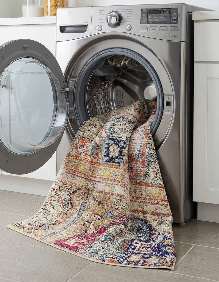 Detail image of 4' x 6'  Washable Alta Rug