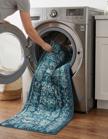 2' 2 x 6' 9 Washable Fleur Runner Rug