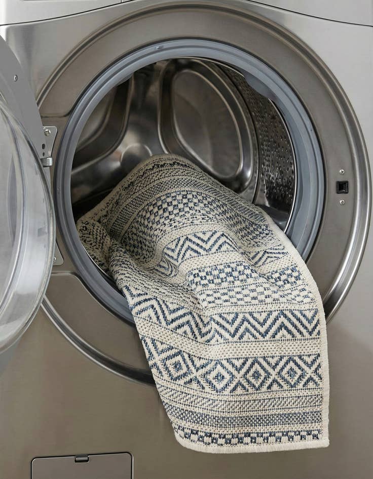 Detail image of 1' 4 x 1' 4  Washable Striped Indoor / Outdoor Sample Rug