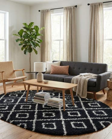  5' 3 x 8' Lattice Shag Oval Rug