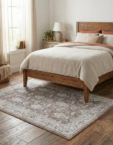 4' 1 x 6' 1 Washable Timeless Rug