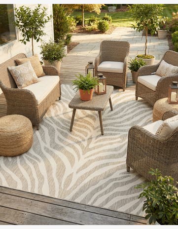 7' 10 x 11' Easy-Clean Safari Indoor / Outdoor Rug