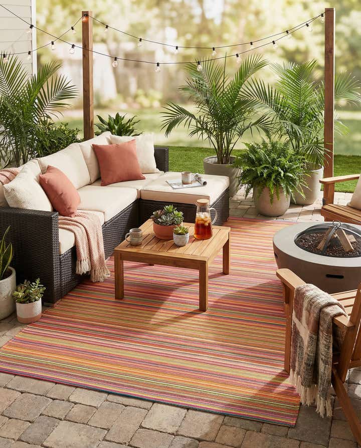 7' 10 x 10' Easy-Clean Vista Breeze Indoor / Outdoor Rug