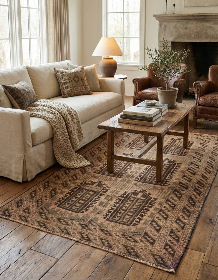 Detail image of 3' 7 x 6' 7  Hand Knotted Ultra Vintage Persian Wool Rug