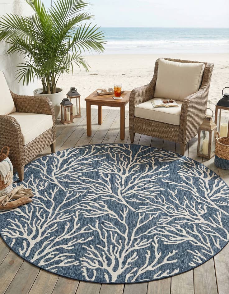 Detail image of 10' x 10'  Washable Coastal Indoor / Outdoor Round Rug