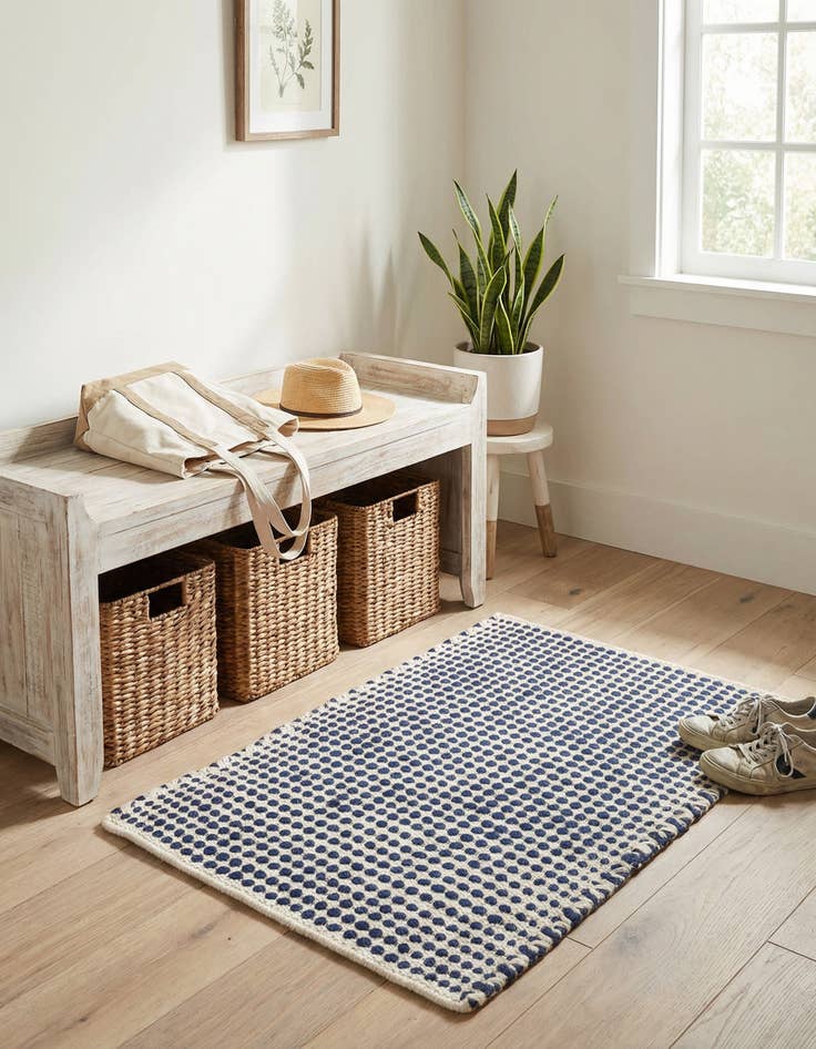 Detail image of 2' 1 x 3'  Hand Woven Seaside Pearl Jute Rug