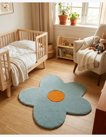 2' 2 x 2' 2 Happy Rugs Funky Flower Wool Round