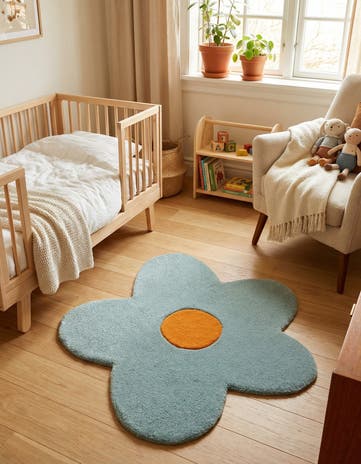 2' 2 x 2' 2 Happy Rugs Funky Flower Wool Round