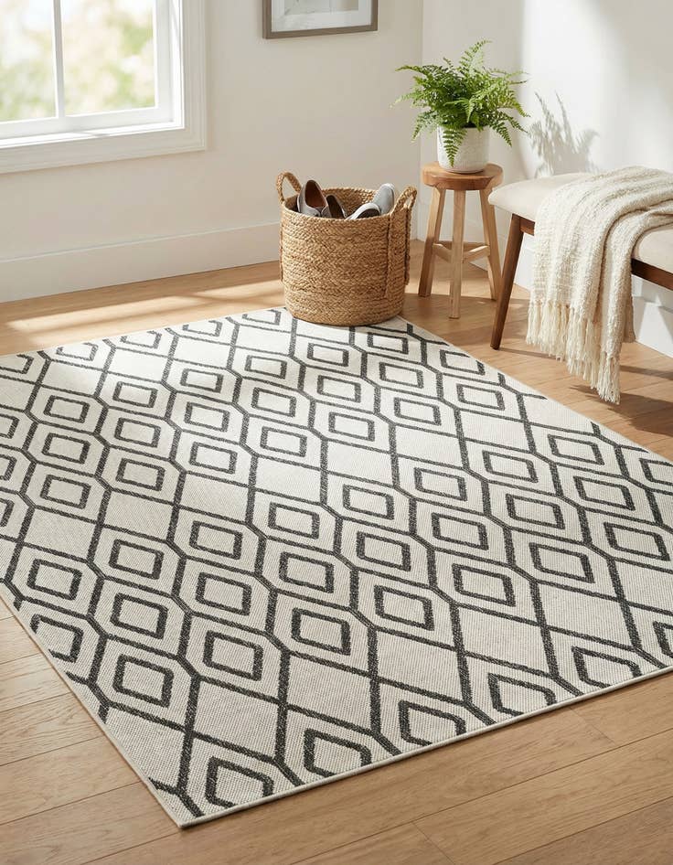 Detail image of 1' 4 x 1' 4  Washable Jill Zarin Turks and Caicos Indoor / Outdoor Sample Rug