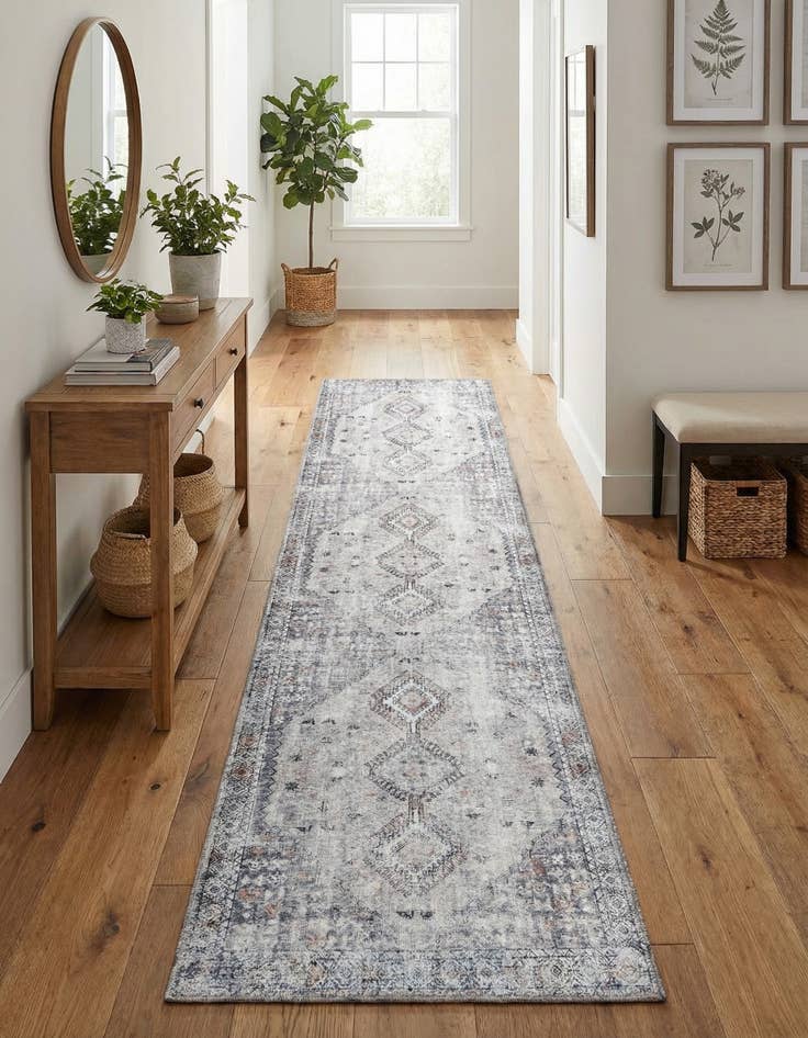 Detail image of 2' 7 x 10' Yara Runner Rug