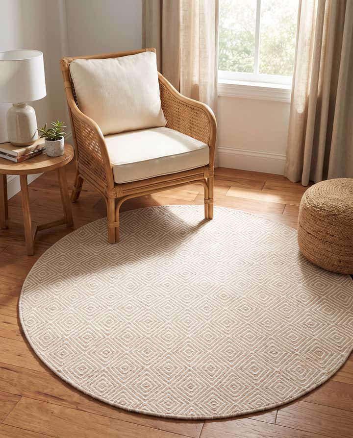 4' 1 x 4' 1 Hand Woven Geo Trellis Flatweave Round Rug