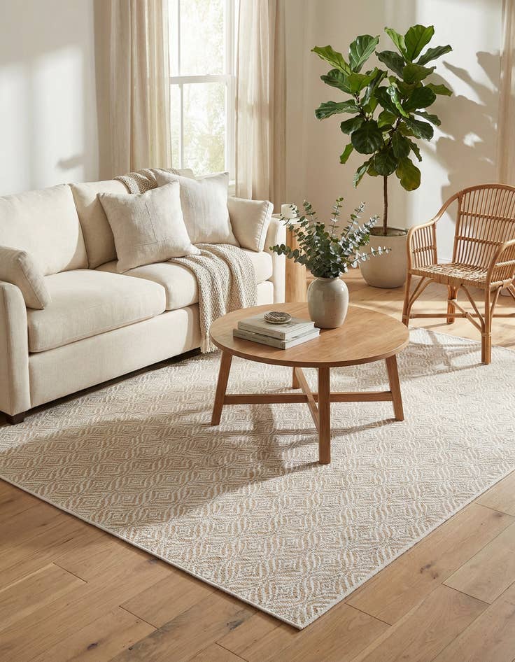 Detail image of 5' 3 x 8'  Washable Trellis Indoor / Outdoor Rug