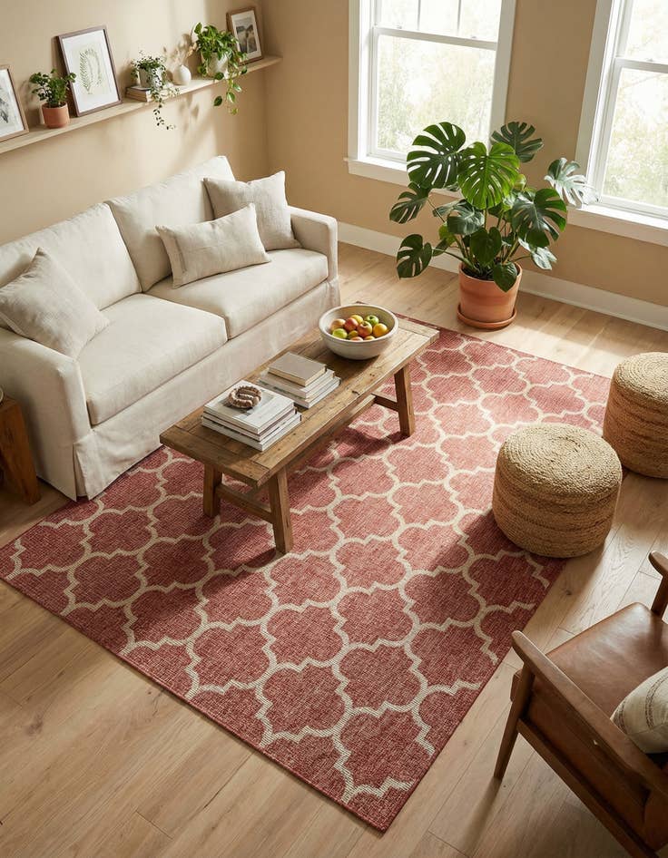 Detail image of 7' x 10'  Washable Trellis Indoor / Outdoor Rug