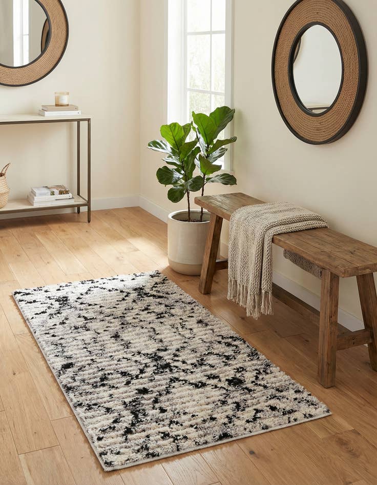 Detail image of 2' x 3' Tucson Rug