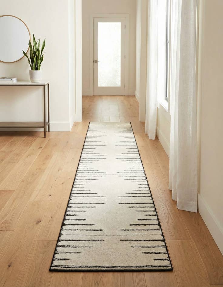 Detail image of 2' 7 x 12' Prismatic Runner Rug