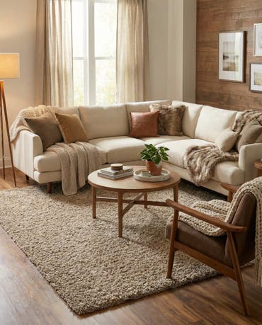  7' x 10' Solid Shag Rug