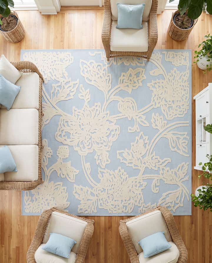 7' 10 x 7' 10 Easy-Clean Aruba Indoor / Outdoor Square Rug