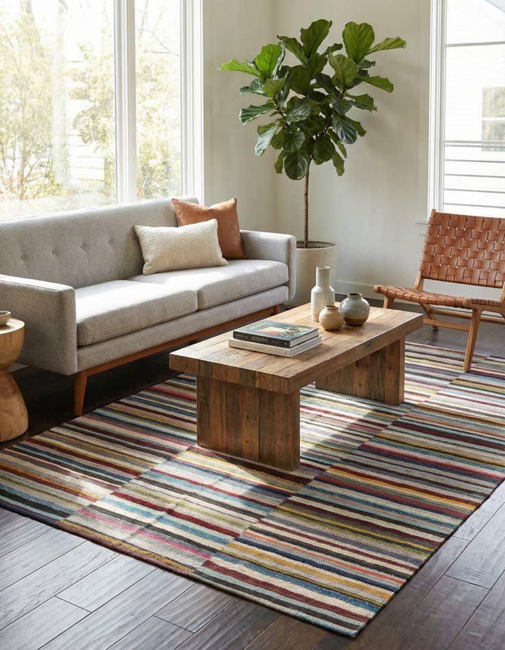 Detail image of 4' 7 x 6' 4  Hand Woven Kilim Modern Wool Rug