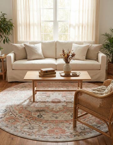 7' 10 x 7' 10 Madeline Vintage Round Rug