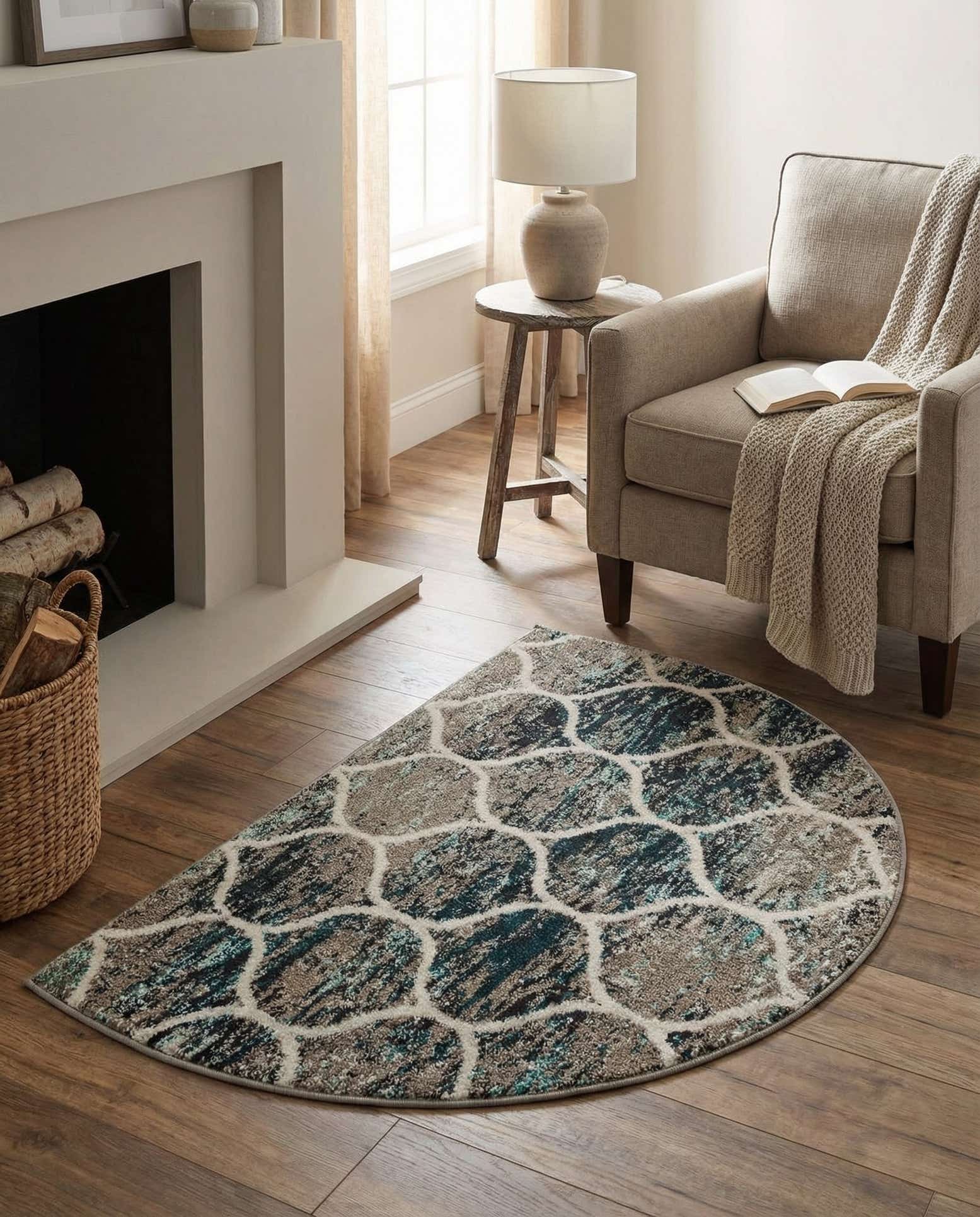 2' 7 x 4' Lattice Frieze Hearth Rug