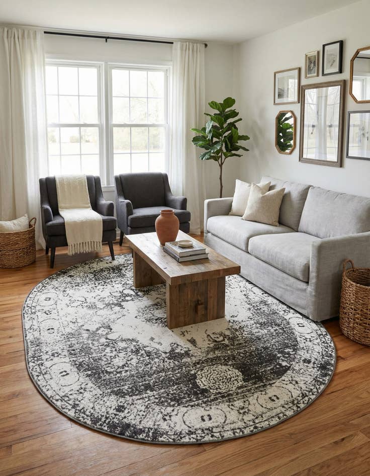 Detail image of 7' 10 x 10' Venice Oval Rug