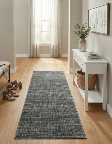 2' x 8' Silta Runner Rug