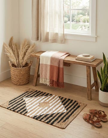 2' 2 x 3' 1 Hand Woven Chindi Jute Rug