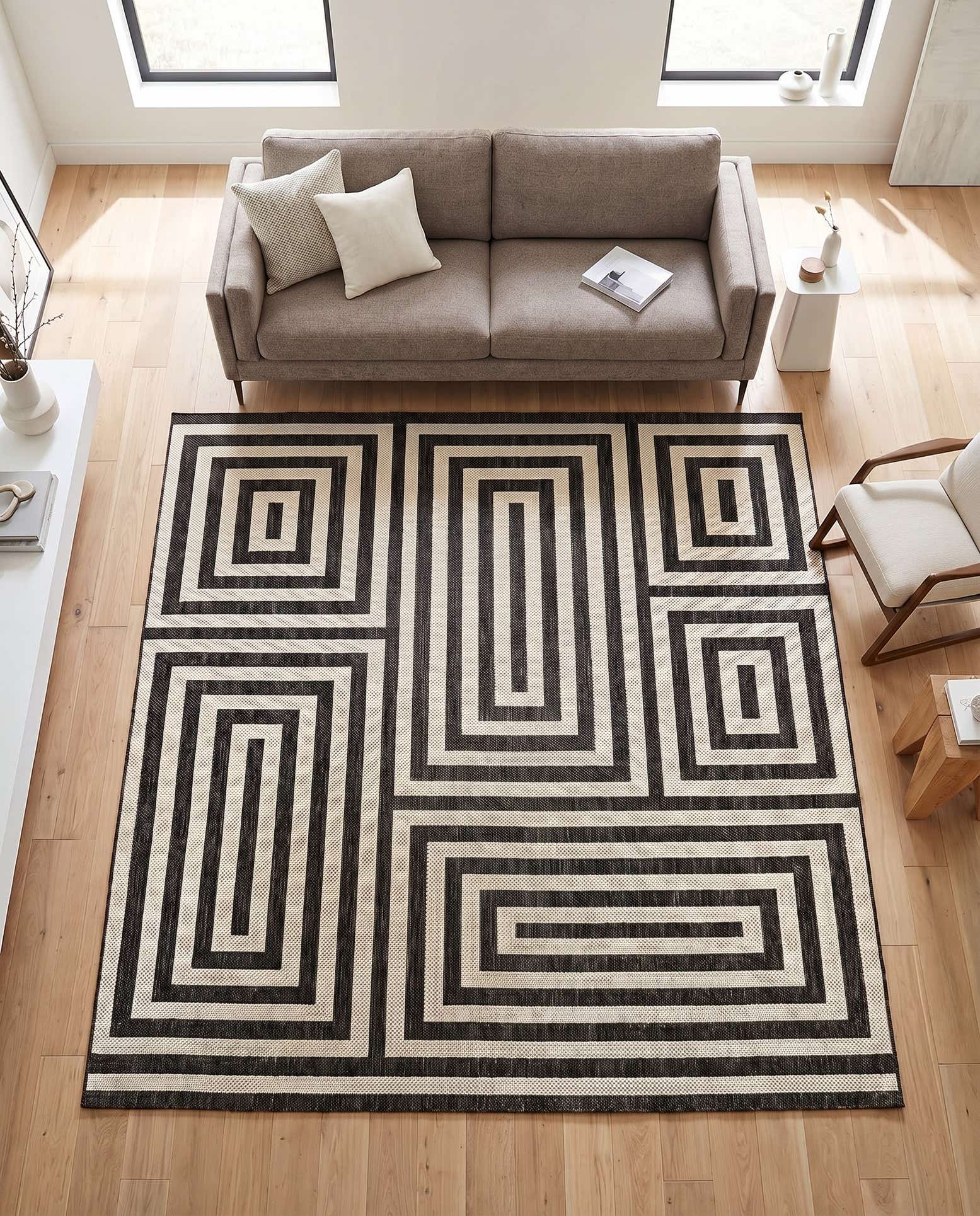 7' 10 x 7' 10 Easy-Clean Modern Indoor / Outdoor Square Rug