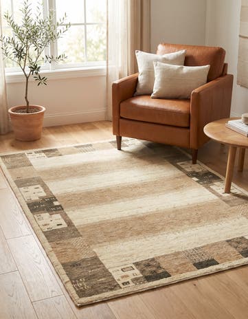 4' x 6' Hand Knotted Kashkuli Gabbeh Wool Rug