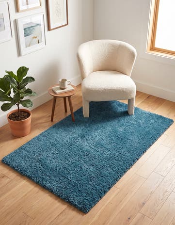 3' 3 x 5' 3 Soft Solid Shag Rug