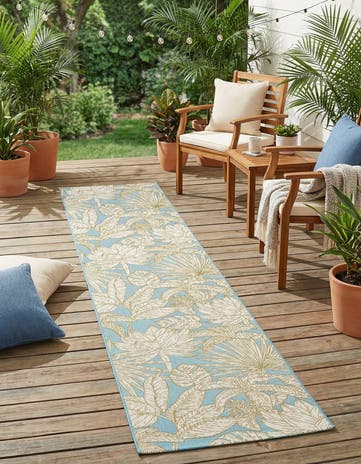 2' 7 x 12' Easy-Clean Botanical Indoor / Outdoor Runner Rug