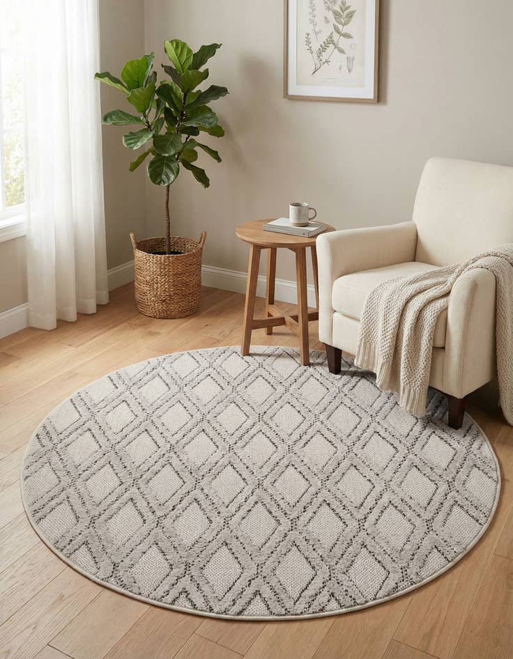 Detail image of 3' 3 x 3' 3 Arlo Round Rug