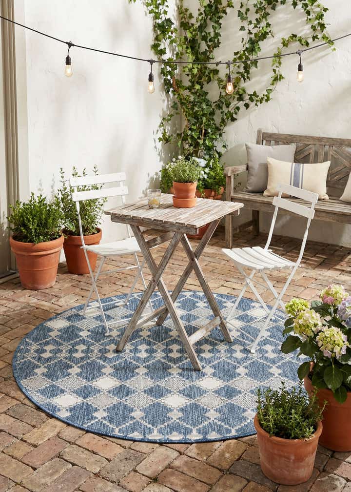 4' x 4' Easy-Clean Trellis Indoor / Outdoor Round Rug
