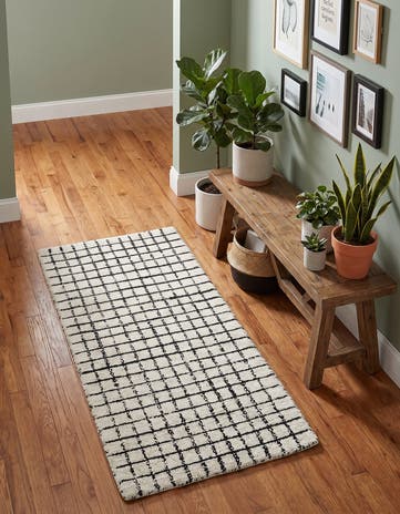 2' x 4' 1 Heritage Line Wool Runner Rug