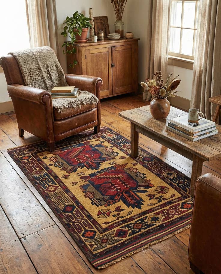 Detail image of 3' 2 x 4' 8 Hand Knotted Sumak Wool Rug