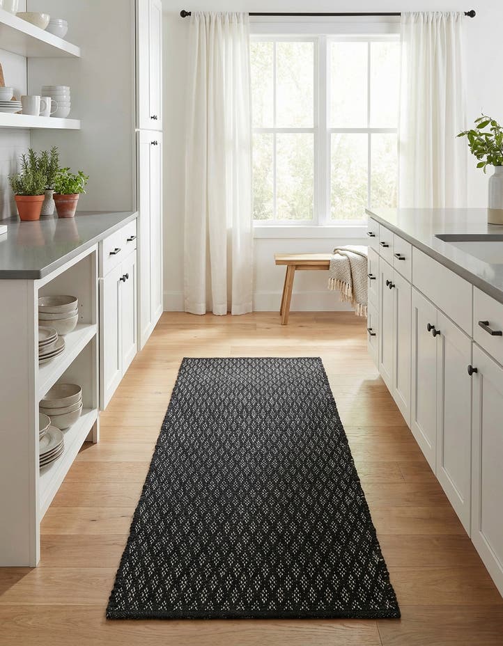 2' x 5' 1 Hand Woven Lattice Wool Runner Rug