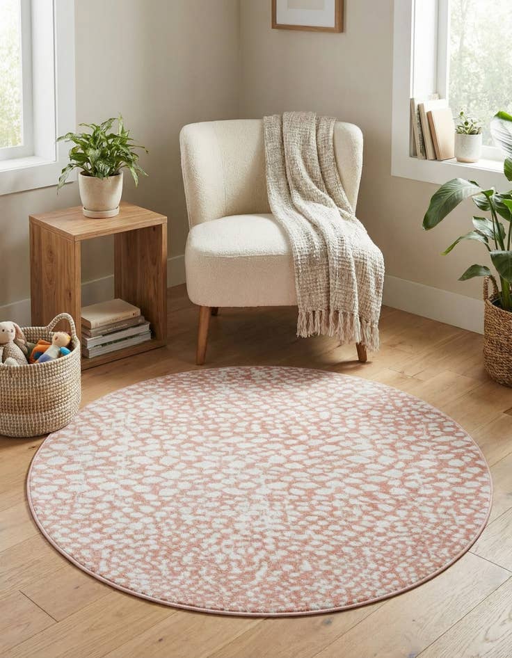 Detail image of  3' 3 x 3' 3 Kamala Washable Round Rug
