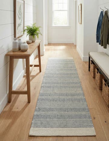 2' x 8' Hand Woven Lariat Runner Rug
